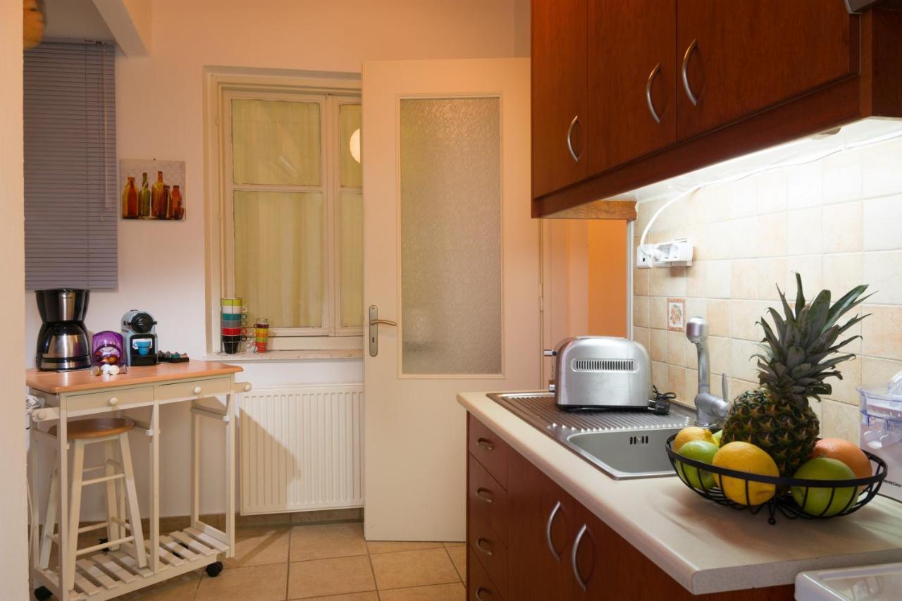Straight To The Lake View Apartments Агиос-Николаос Экстерьер фото